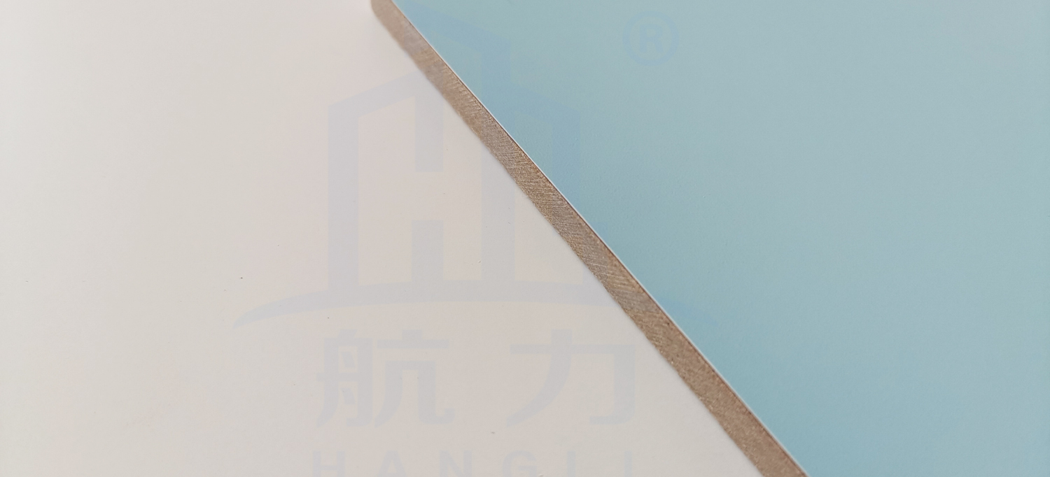 以石英纖維防火板為基材；  ●綠色環(huán)保，無甲醛、無石棉；  ●A級(jí)阻燃，防火、防潮；  ●堅(jiān)固耐用，超長(zhǎng)壽命；  ●質(zhì)輕高強(qiáng)、隔音隔熱；  ●裝配式安裝，省時(shí)、省力、經(jīng)濟(jì)；  ●表面涂層使用納米無機(jī)涂料，抗菌、防腐、防蛀、易清潔；
